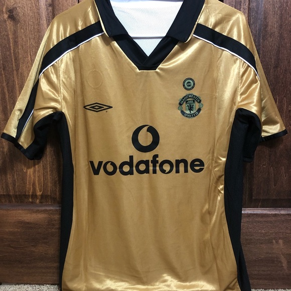 Authentic Manchester United 2001-02 third kit David Beckham number 7. - Picture 2 of 2